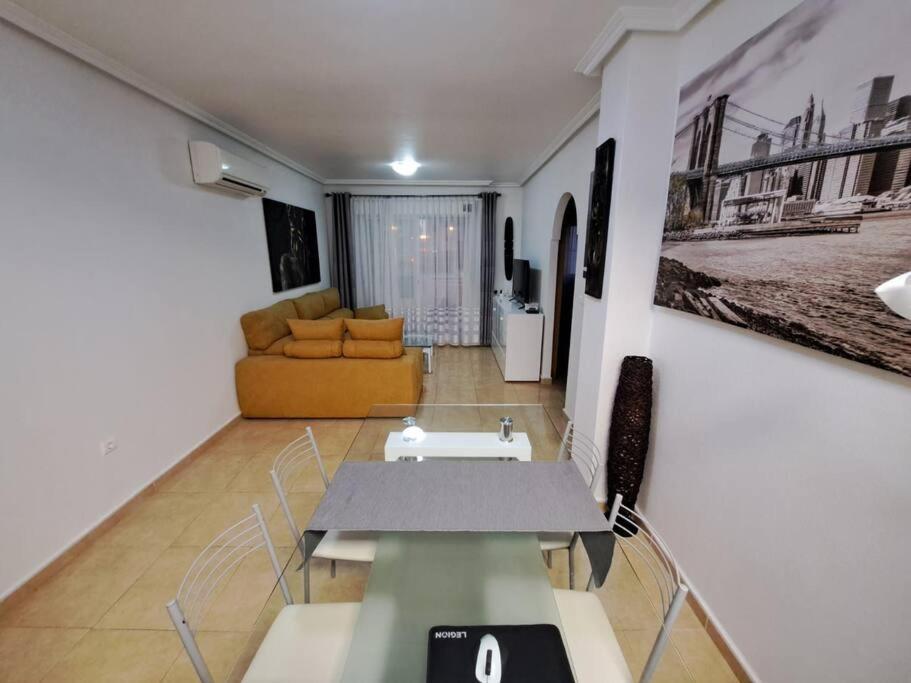 Apartament Julia De Lux Torrevieja Extérieur photo
